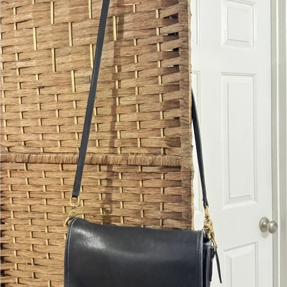 Vintage coach 9755 - Picture 2 of 11